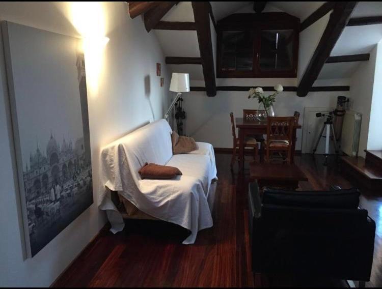 Stylish Penthouse Apartment In Venice Lido, 10 Minutes From Saint Marks Square Venedigs Lido Eksteriør billede